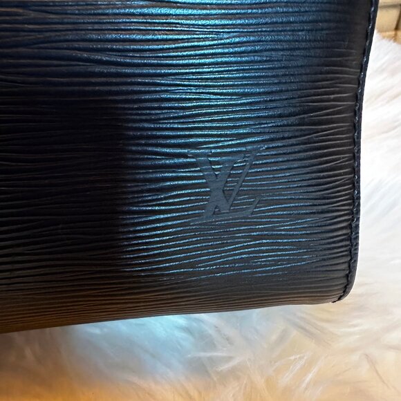 💎✨Authentic✨ Louis Vuitton Black Epi Leather Speedy 30 Satchel Bag - Picture 8 of 16